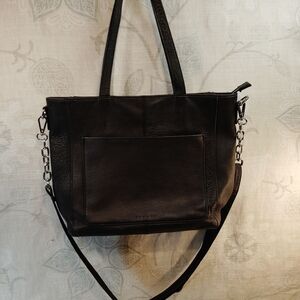 Bugatti Black Leather Crossbody Bag With Leather And Chain Strap